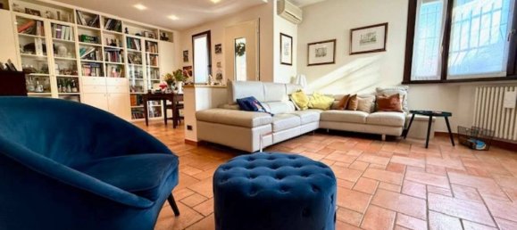 Villa T4 em Sassuolo, Italy N.º 196036 2