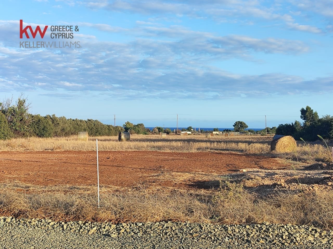 620 m² terreno en venta en Mazotos, Larnaka, Cyprus № 181252