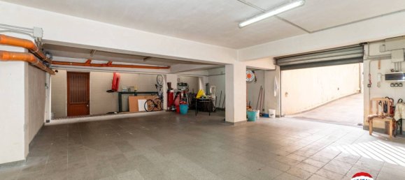 1 room Commercial property in Adrano, Italy No. 57045 10