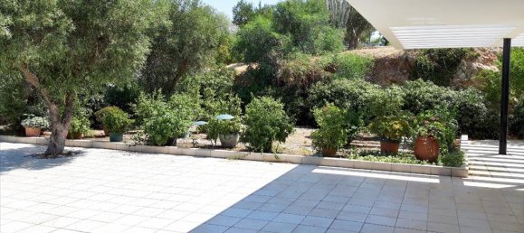 5 Schlafzimmer Villa in Anavyssos, Greece, Nr. 4707 10