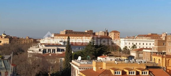 4 rooms Office in Rome, Italy No. 339137 17