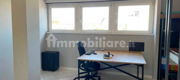 4 rooms Office in Rome, Italy No. 339137 3