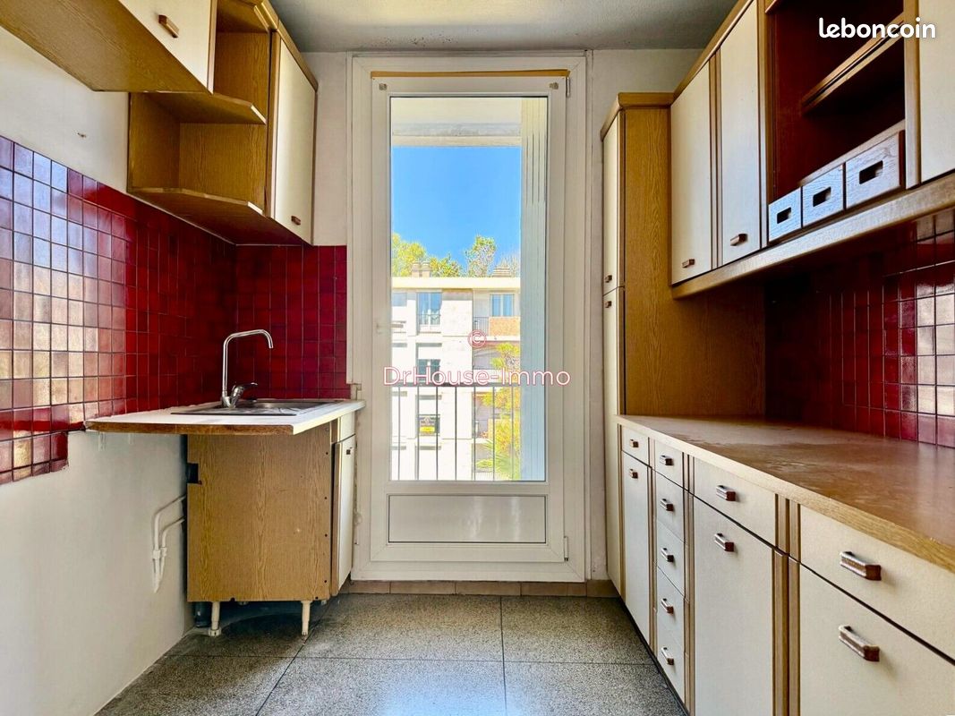 2 Schlafzimmer Wohnung in Marignane, France, Nr. 337883