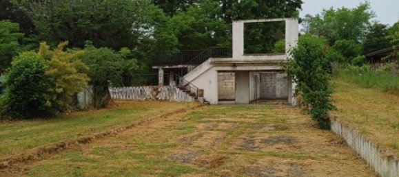 Terreno en La Reole, France 1340 m² No. 323022 2