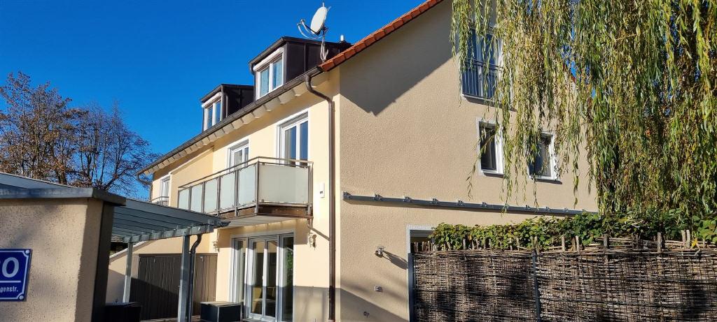 Adosado de 5 habitaciónes en Dachau, Germany No. 52191