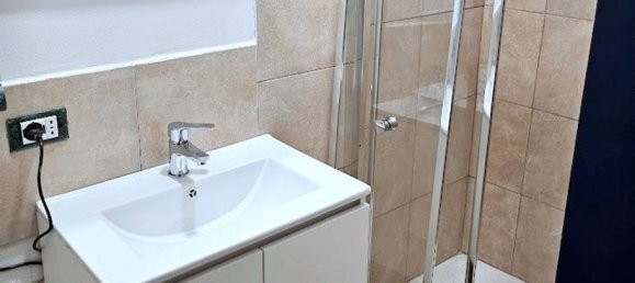 4 bedrooms Apartment in Padua, Italy No. 356933 13