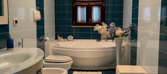 4-Zimmer Wohnung in Eboli, Italy, Nr. 32556 12