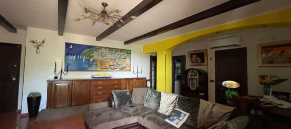 4-Zimmer Wohnung in Eboli, Italy, Nr. 32556 3