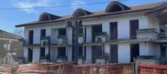 Bâtiment à Inzago, Italy 1720m² No. 90100 6