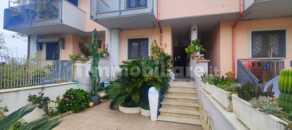 3 bedrooms House in Nettuno, Italy No. 351820 10