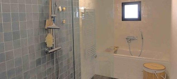 4 bedrooms House in Neuilly-Plaisance, France No. 174198 12