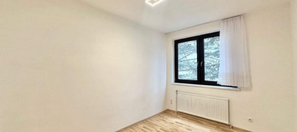 2 rooms Apartment in Meidling, Austria No. 133467 4