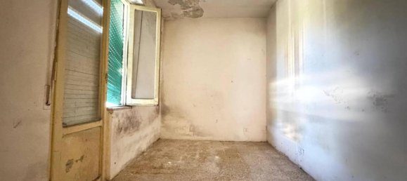 Дом с 4 комнатами в Монтесильвано, Италия № 26105 12