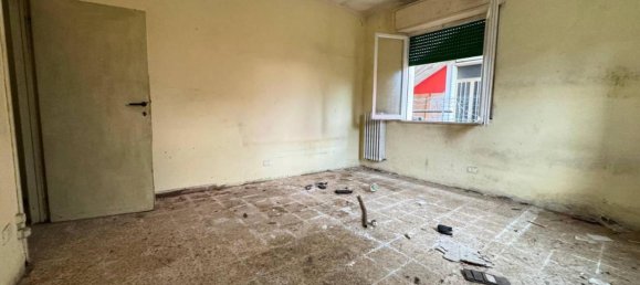 Дом с 4 комнатами в Монтесильвано, Италия № 26105 8