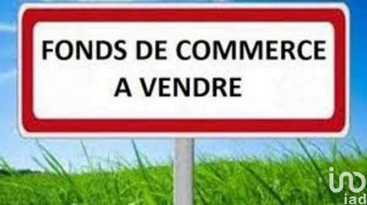 450m² Office in Anglet, France No. 18677