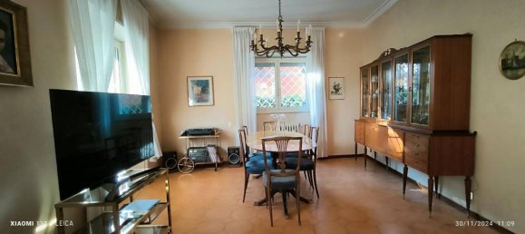 4-salle Appartement à Rome, Italy No. 33690 89