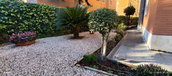 4-salle Appartement à Rome, Italy No. 33690 50