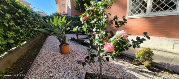 4-salle Appartement à Rome, Italy No. 33690 48