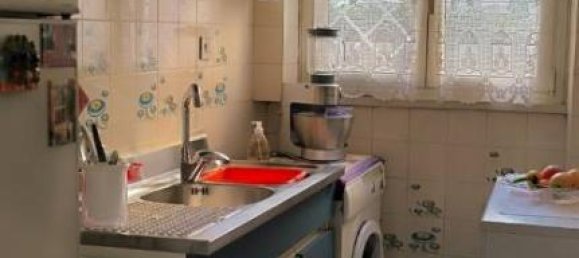 4-salle Appartement à Rome, Italy No. 33690 60