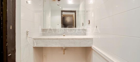 Propriété commerciale à Cornella De Llobregat, Spain 551m² No. 187609 33