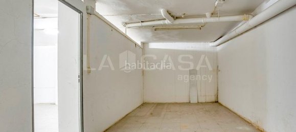 Propriété commerciale à Cornella De Llobregat, Spain 551m² No. 187609 11