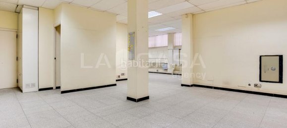 Propriété commerciale à Cornella De Llobregat, Spain 551m² No. 187609 2