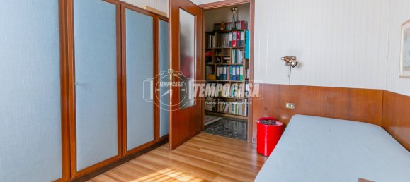 2 Schlafzimmer Wohnung in Bresso, Italy, Nr. 328673 6