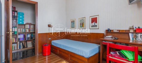 2 Schlafzimmer Wohnung in Bresso, Italy, Nr. 328673 15
