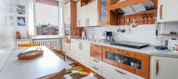 2 Schlafzimmer Wohnung in Bresso, Italy, Nr. 328673 12