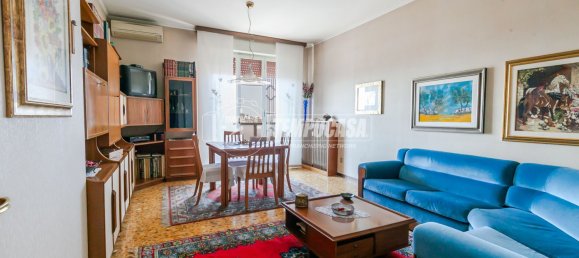 2 Schlafzimmer Wohnung in Bresso, Italy, Nr. 328673 9