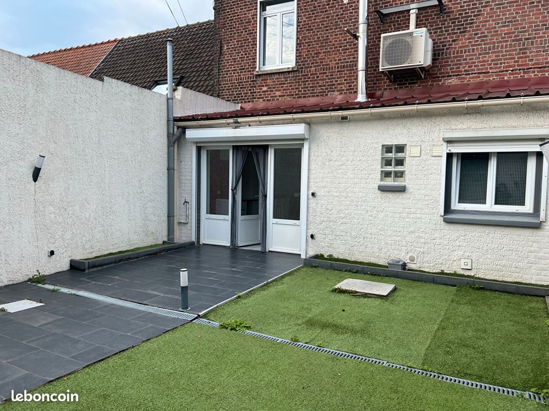 Таунхаус с 3 спальнями в Бюн, Франция № 234426