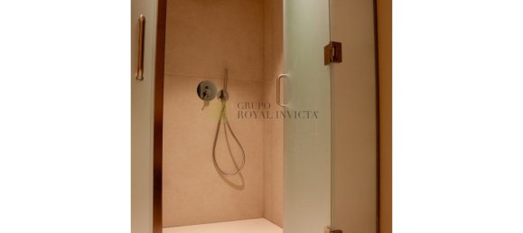 4 bedrooms Duplex in Porto, Portugal No. 117602 17