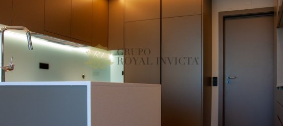 4 bedrooms Duplex in Porto, Portugal No. 117602 10