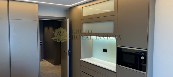 4 bedrooms Duplex in Porto, Portugal No. 117602 4