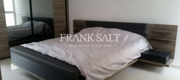 3 bedrooms Penthouse in Sliema, Malta No. 8970 5