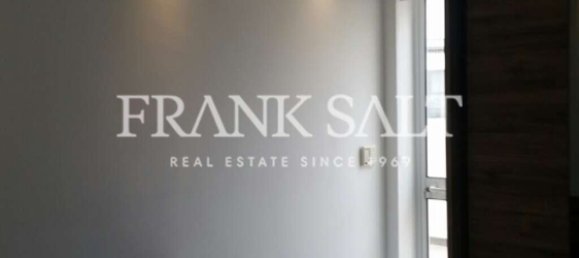 3 bedrooms Penthouse in Sliema, Malta No. 8970 6