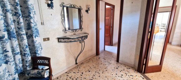 3 Schlafzimmer Wohnung in Naples, Italy, Nr. 351656 11