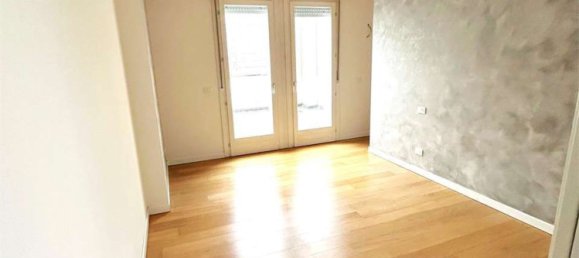 5 rooms Duplex in Pordenone, Italy No. 164405 6