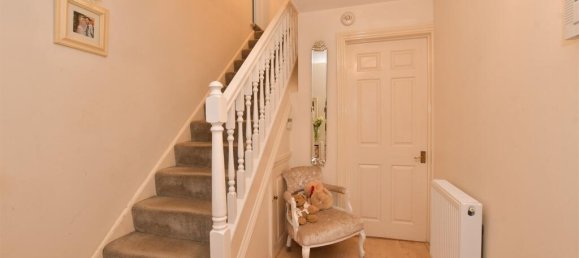 4 bedrooms House in Essex, United Kingdom No. 4092 8