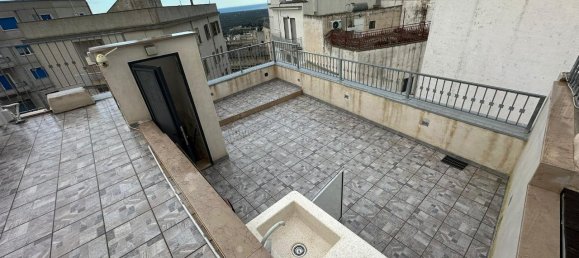 3 rooms House in Ostuni, Italy No. 121972 3