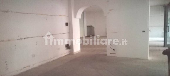 2 rooms Commercial property in Terni, Italy No. 284597 6