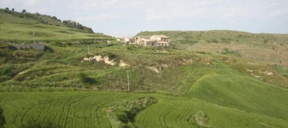 10053m² Land in Giarratana, Italy No. 236652 25