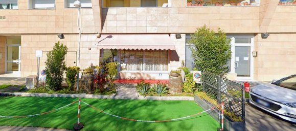 2 rooms Commercial property in Bologna, Italy No. 227289 17