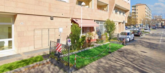 2 rooms Commercial property in Bologna, Italy No. 227289 18