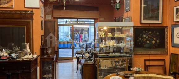 2-Zimmer Gewerbliche Immobilie in Milan, Italy, Nr. 378633 2