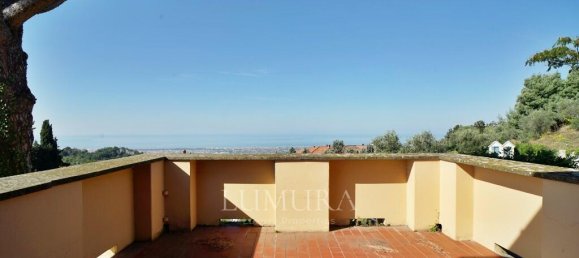 6 bedrooms Villa in Massarosa, Italy No. 235039 32