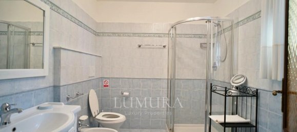 6 bedrooms Villa in Massarosa, Italy No. 235039 35