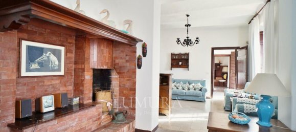 6 bedrooms Villa in Massarosa, Italy No. 235039 21