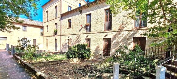 2 غرف نوم منزل ذو طابقين في Monte Roberto, Italy رقم 279270 12