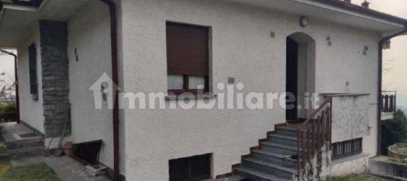 2 bedrooms Villa in Proserpio, Italy No. 3941 11